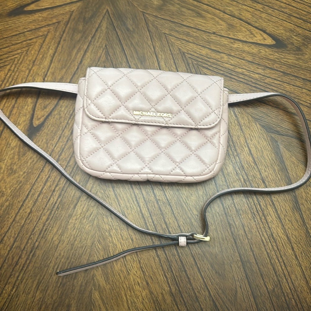 Micheal Kors Belt bag